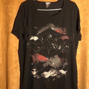 Black goth like tee